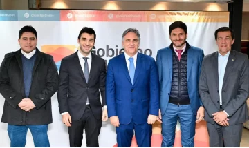 Gobernadores distanciados de Milei conformaron un frente electoral para competir en octubre Gobernadores distanciados de Milei conformaron un frente electoral para competir en octubre