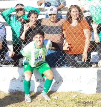 Los clubes sanjuaninos despiden con dolor al futbolista de Peñarol que falleció por un infarto Los clubes sanjuaninos despiden con dolor al futbolista de Peñarol que falleció por un infarto