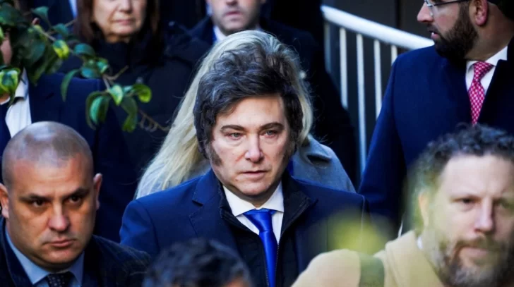 javier-milei-arribo-amia-728x407