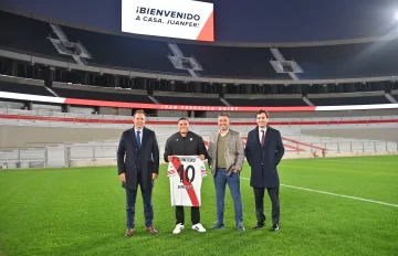 River anunció la vuelta de Juan Fernando Quintero con un posteo muy especial River anunció la vuelta de Juan Fernando Quintero con un posteo muy especial