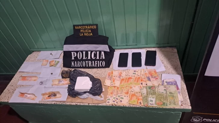 Cae una sanjuanina en un operativo por narcotráfico en La Rioja Cae una sanjuanina en un operativo por narcotráfico en La Rioja