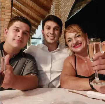 La familia de la Locomotora Oliveras criticó al denunciante que pidió la autopsia: “Quiere 5 minutos de fama” La familia de la Locomotora Oliveras criticó al denunciante que pidió la autopsia: “Quiere 5 minutos de fama”