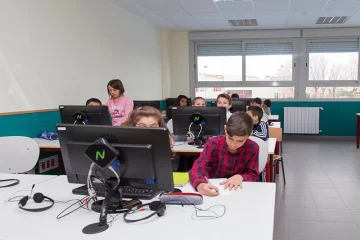 La reforma curricular educativa hace foco en las finanzas y la IA