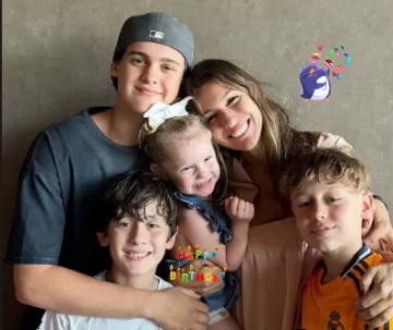 Pampita celebró el cumpleaños de su hija Anita y Benjamín Vicuña participó del festejo Pampita celebró el cumpleaños de su hija Anita y Benjamín Vicuña participó del festejo