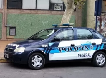 En pleno centro detuvieron a un sujeto con 10 envoltorios de marihuana ¿era para comercializar? En pleno centro detuvieron a un sujeto con 10 envoltorios de marihuana ¿era para comercializar?