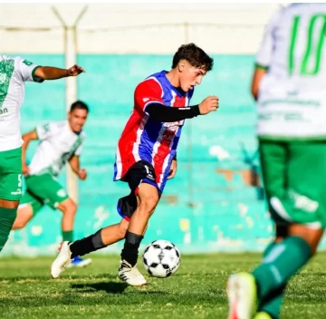 Conmoción en el fútbol sanjuanino por la repentina muerte de un destacado jugador de Peñarol Conmoción en el fútbol sanjuanino por la repentina muerte de un destacado jugador de Peñarol