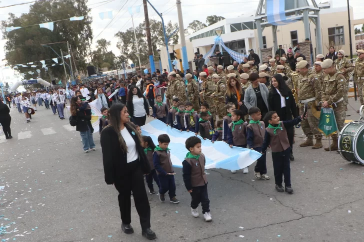 Los niños fueron protagonistas del desfile del Día de la Independencia