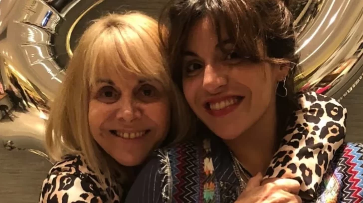 Claudia Villafañe sufrió un accidente y su hija Gianinna realizó un duro descargo: “Se abrió la cabeza” Claudia Villafañe sufrió un accidente y su hija Gianinna realizó un duro descargo: “Se abrió la cabeza”