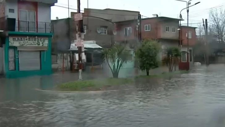 La tormenta afectó a algunas localidades del conurbano bonaerense La tormenta afectó a algunas localidades del conurbano bonaerense
