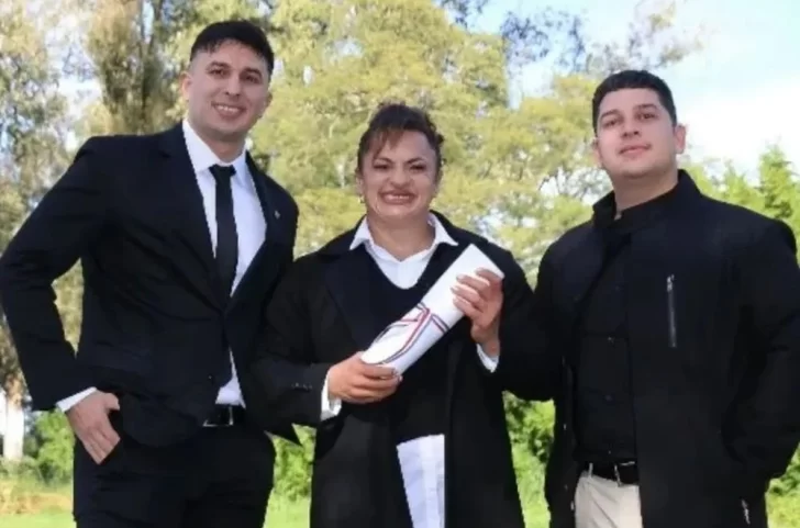 El emotivo posteo del hijo de la Locomotora Oliveras: “Festejamos haberte tenido” El emotivo posteo del hijo de la Locomotora Oliveras: “Festejamos haberte tenido”