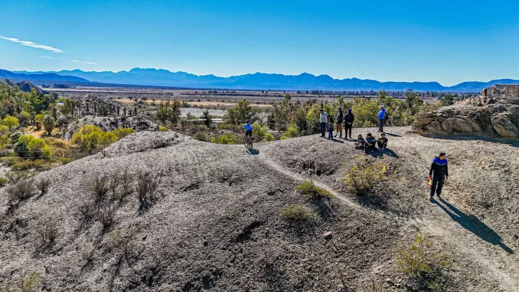 528029912_1131235068920675_7256309436929923662_n-728x410