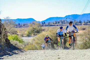 528378991_1131234532254062_1333148640187072327_n-728x486