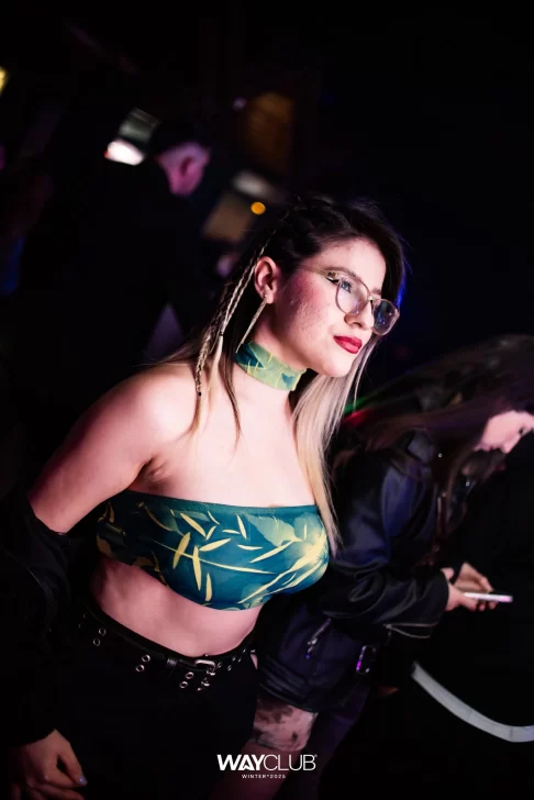 533565956_777409548128629_7921212242314684719_n-486x728