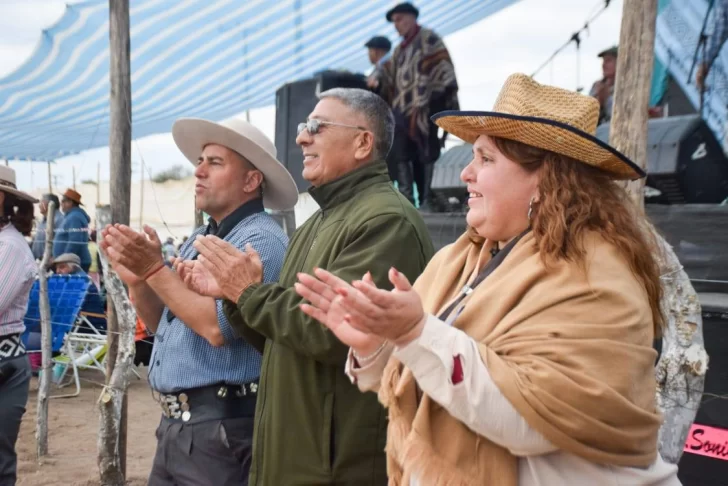 535115678_1191274319694189_9067532571378547254_n-728x486