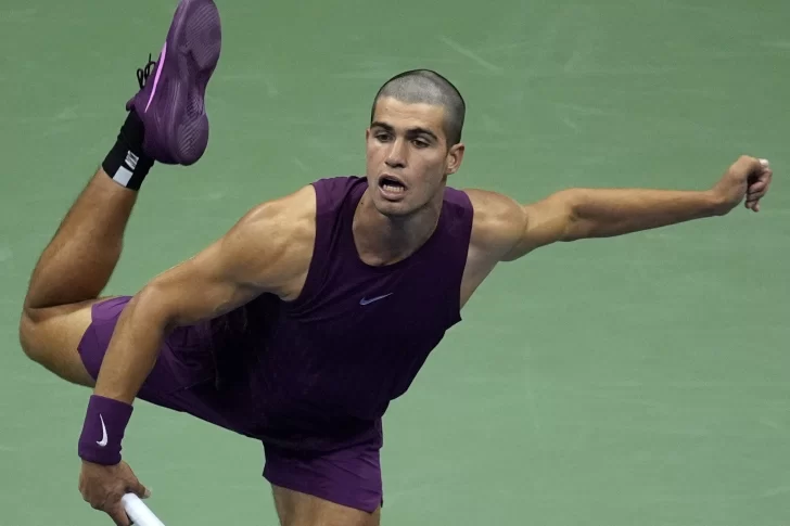 El look de Carlos Alcaraz que sorprendió a todos: “Mi hermano se equivocó con la máquina”