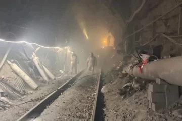 Chile, en vilo por 5 mineros que están atrapados por un derrumbe