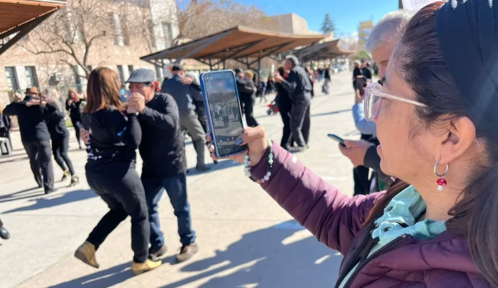 DCC030825-003F04-728x421