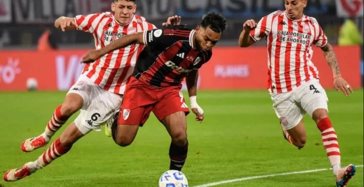 DCC030825-023F03-728x374