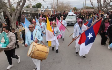 DCC080825-004F05-728x454