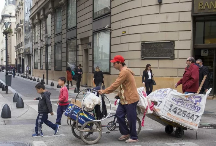 La pobreza sigue a la baja: alcanza al 31,6%