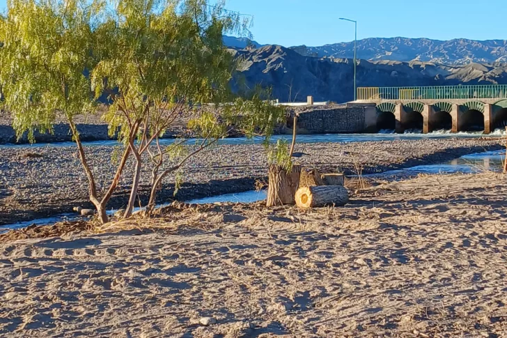 En Calingasta construyen un nuevo balneario para atraer a los turistas
