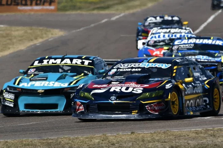 Martínez no tuvo fortuna y se  fue temprano. Ganó Vázquez