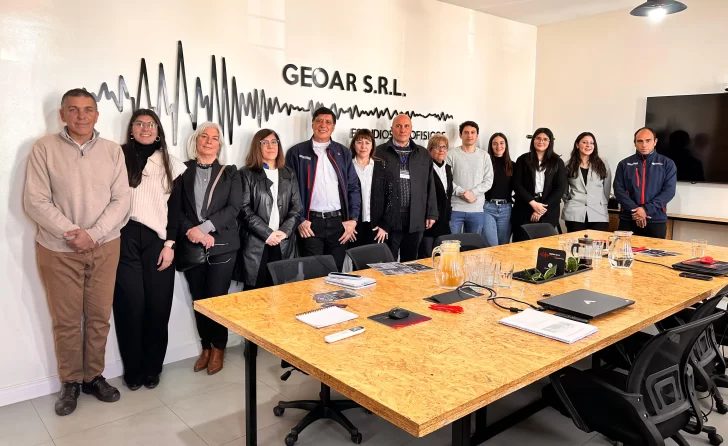 DCC120825-002F08-728x446