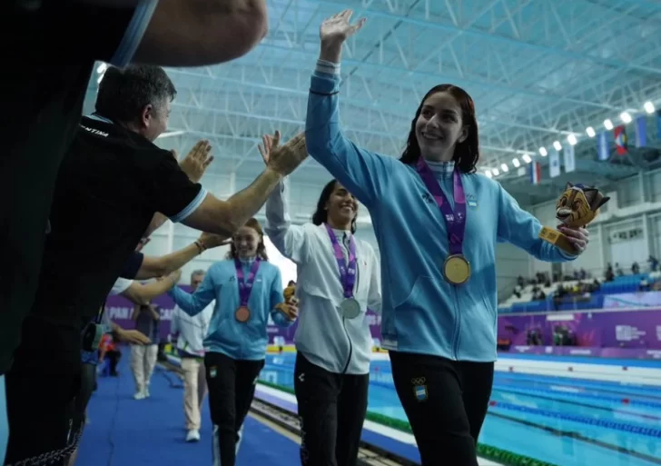 Oro en el agua gracias a la cordobesa Santillán