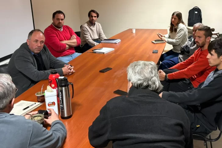 Buscan fortalecer con capacitación el sector apícola en 2 municipios