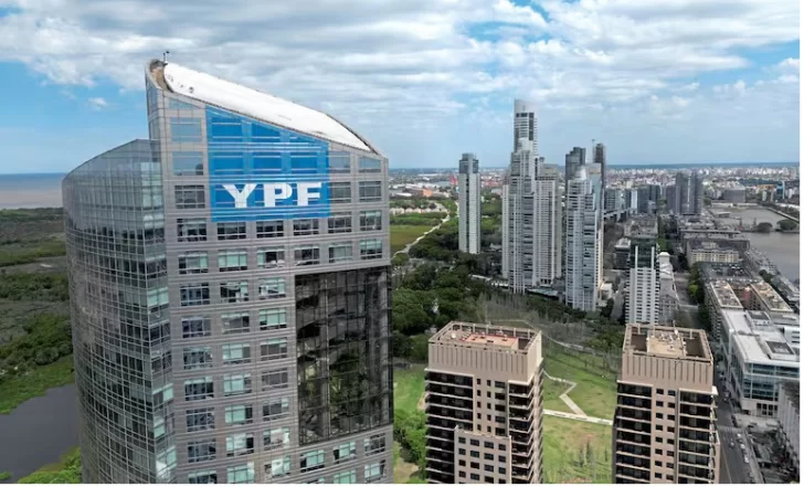 Una Corte de EEUU suspendió la entrega de acciones por YPF Una Corte de EEUU suspendió la entrega de acciones por YPF
