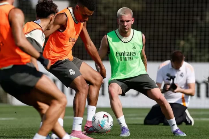 Mastantuono entre estrellas