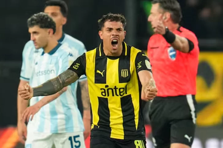 Racing va por su lugar contra Peñarol