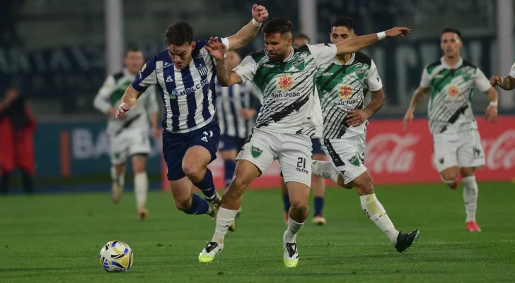 DCC190825-023F04-728x401