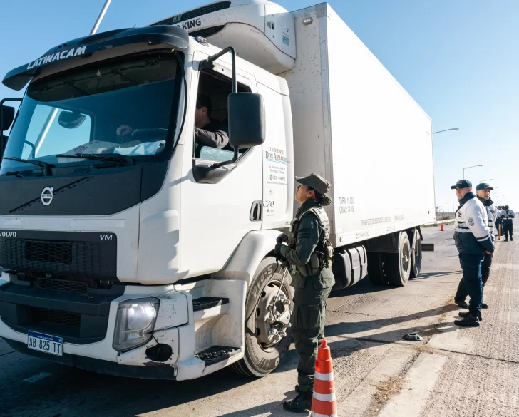 En 6 meses, la policía local participó en 11 operativos de controles interprovinciales