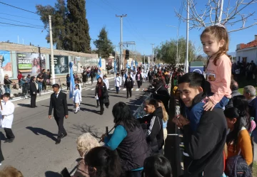 DCC260825-003F08-728x503