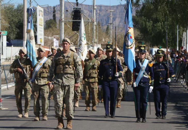 DCC260825-003F10-728x503