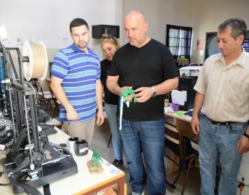 DCC270825-003F07-728x570