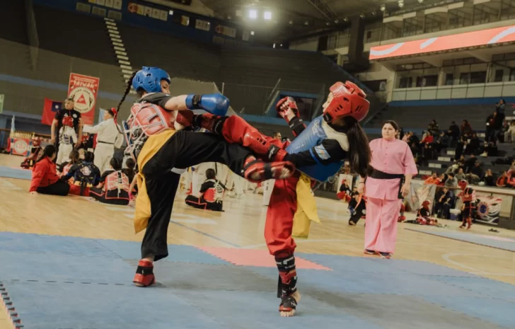 La Escuela Taiwan de festejos en el Cantoni