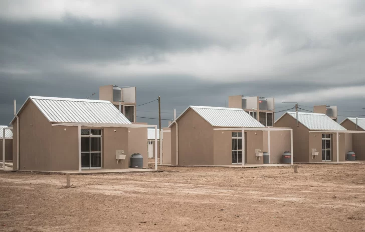 DCC280825-003F07-728x463 DCC280825-003F07-728x463