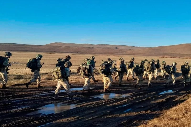 Más de 2.200 efectivos de las FF.AA pidieron la baja este año