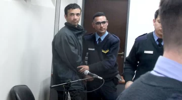 El acusado de matar al jubilado confesaría en un abreviado: ¿quemó su propio pantalón en la escena del crimen? El acusado de matar al jubilado confesaría en un abreviado: ¿quemó su propio pantalón en la escena del crimen?