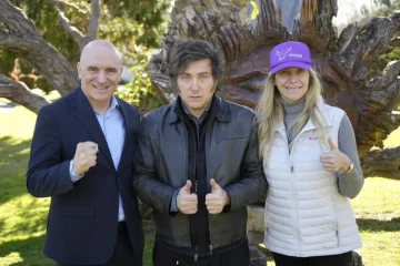 Tras los piedrazos en Lomas, Milei apuntó a los “kukas carentes de ideas” y llamó a votar en su contra