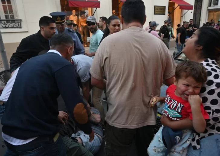 Incidentes en Corrientes: LLA culpó a Gustavo Valdés y el gobierno provincial apuntó contra el kirchnerismo Incidentes en Corrientes: LLA culpó a Gustavo Valdés y el gobierno provincial apuntó contra el kirchnerismo