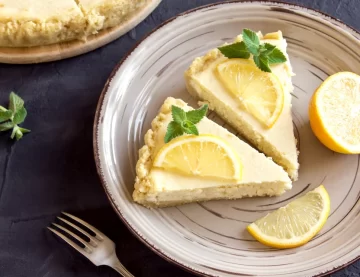 Tarta de limón sin horno: una receta rápida y fácil para salir de las tartas de queso