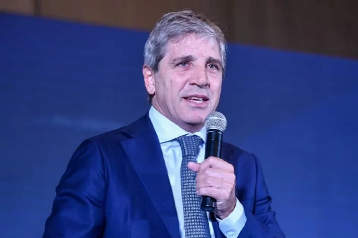 Caputo sobre el rechazo de Diputados al veto de Milei: “No nos movemos del plan económico”