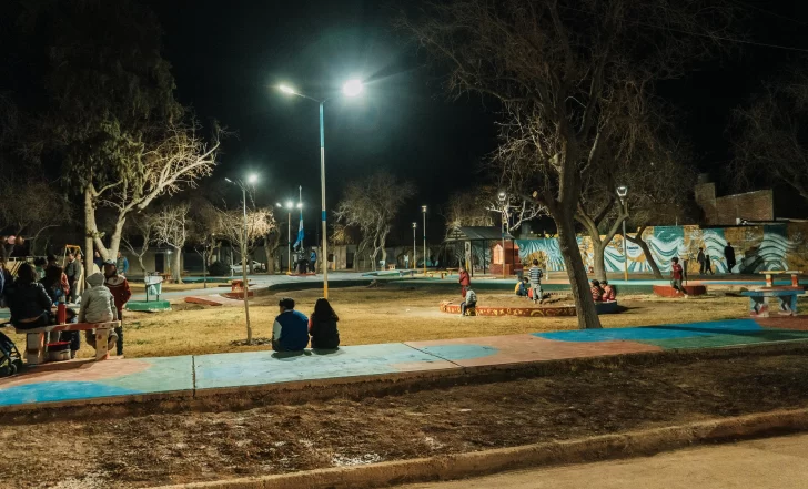 Refaccionan plaza en una barrio de Rawson Refaccionan plaza en una barrio de Rawson