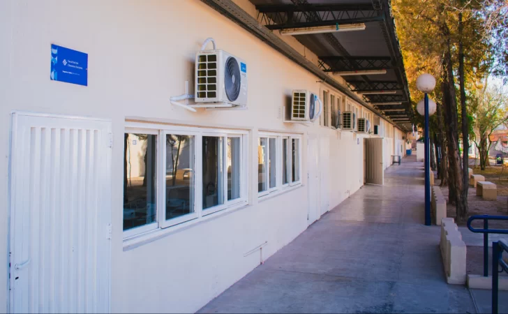 Establecimientos preuniversitarios y facultades de la UNSJ suspendieron las clases por el viento Establecimientos preuniversitarios y facultades de la UNSJ suspendieron las clases por el viento