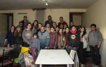 Un taller de cerámica en Angualasto – Iglesia Un taller de cerámica en Angualasto – Iglesia