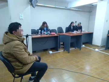 Tres meses de prisión preventiva a un jornalero: sospechan que violó 4 veces a su propia hija Tres meses de prisión preventiva a un jornalero: sospechan que violó 4 veces a su propia hija