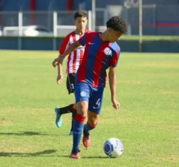 Dolor en San Lorenzo por la muerte de un futbolista juvenil de 15 años Dolor en San Lorenzo por la muerte de un futbolista juvenil de 15 años